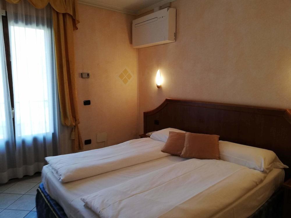 Hotel Giardino 3*